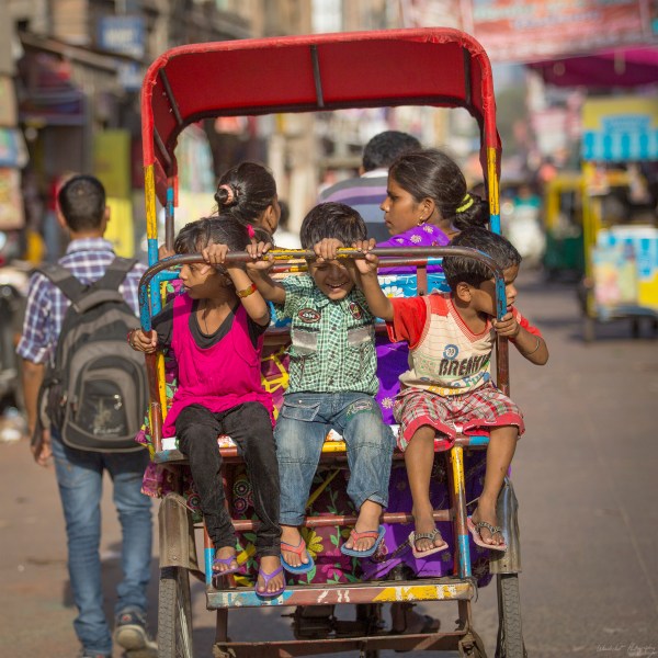 dehli children rickshaw